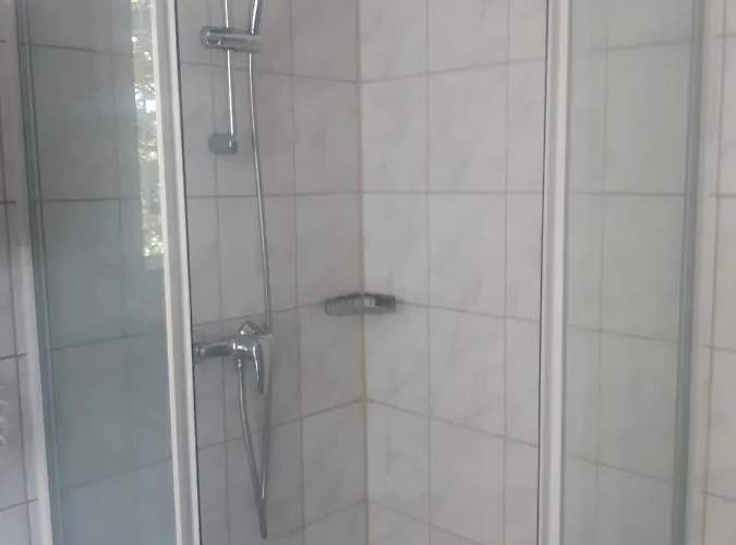 بيت ضيافة Pension Savo شيمنيتز